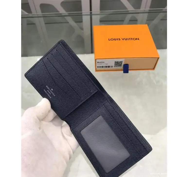 Official Brother Sam 19T1L0115 Bags LV 0804